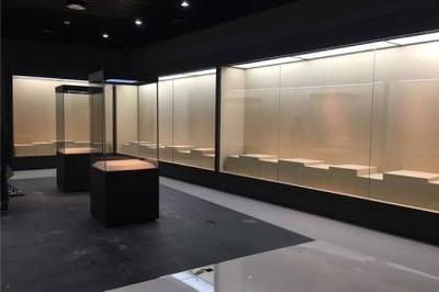 南昌博物館展柜定制 專業設計與上門安裝，守護文物璀璨光華